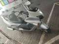 Honda Jazz 250 Motorscooter Silber - thumbnail 2