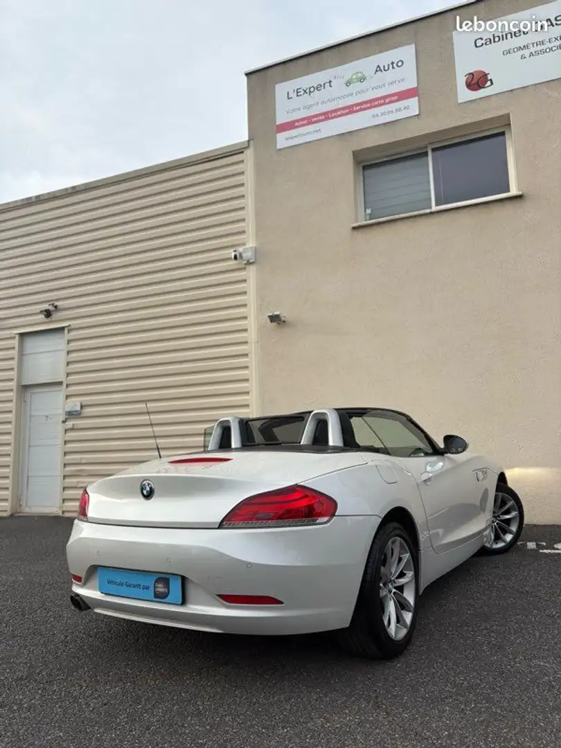 BMW Z4 (E89) sDrive18i Lounge BVA8 Garantie 3 mois Gris - 2