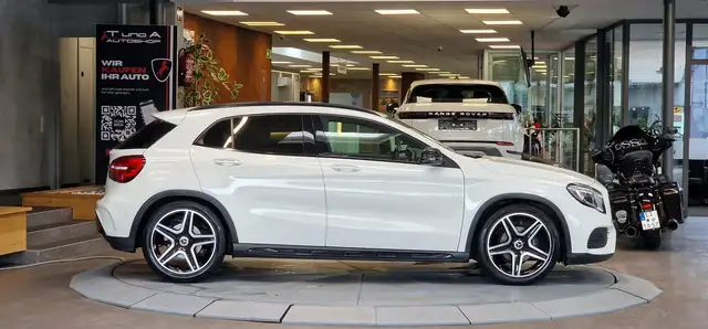Mercedes-Benz Gla view 5