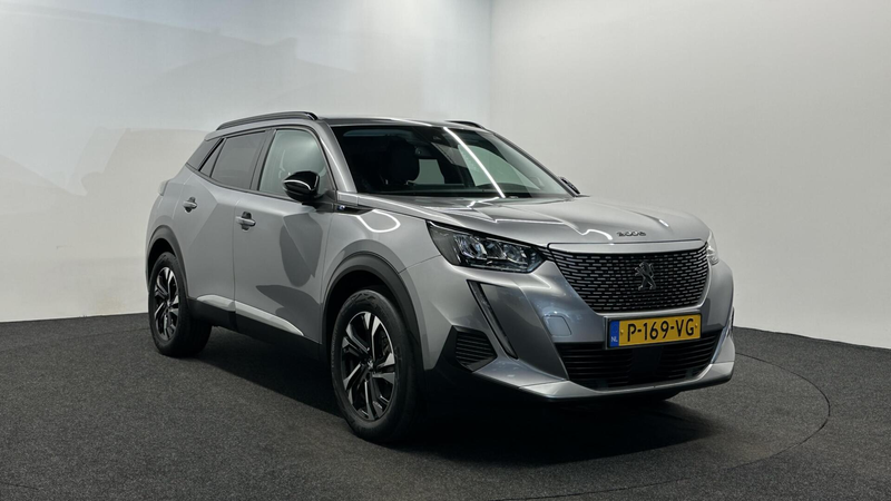 Peugeot e-2008 EV Allure Pack 50 kWh 3 FASE CAMERA ECC CRUISE CAR — photo 2