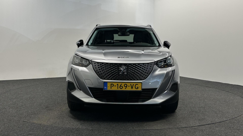 Peugeot e-2008 EV Allure Pack 50 kWh 3 FASE CAMERA ECC CRUISE CAR — photo 6