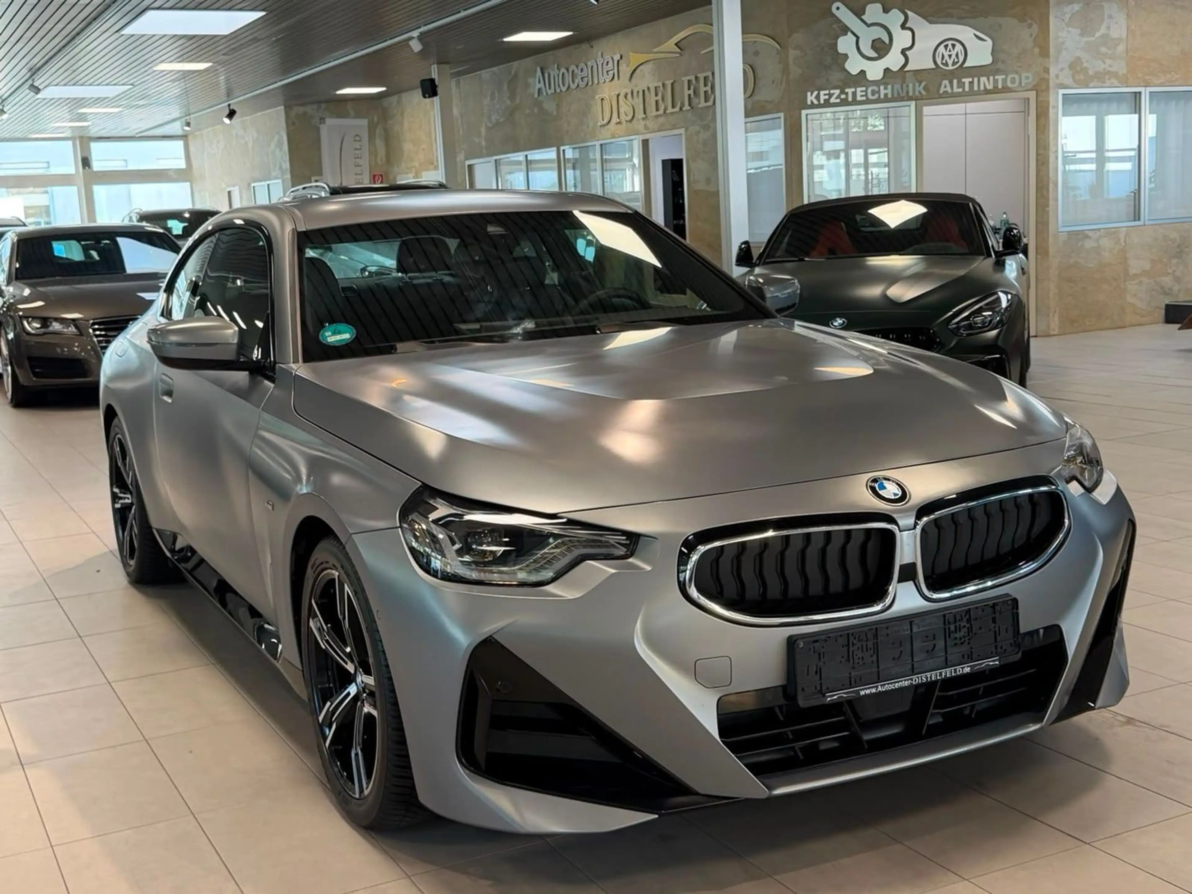 BMW 220 d M Sport Automatik FROZEN PURE GREY Garantie — photo 2