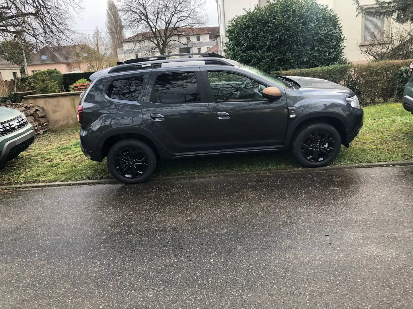 Dacia Duster DUSTER ph 2 EXTREME TCE 150 EDC Gris - 1
