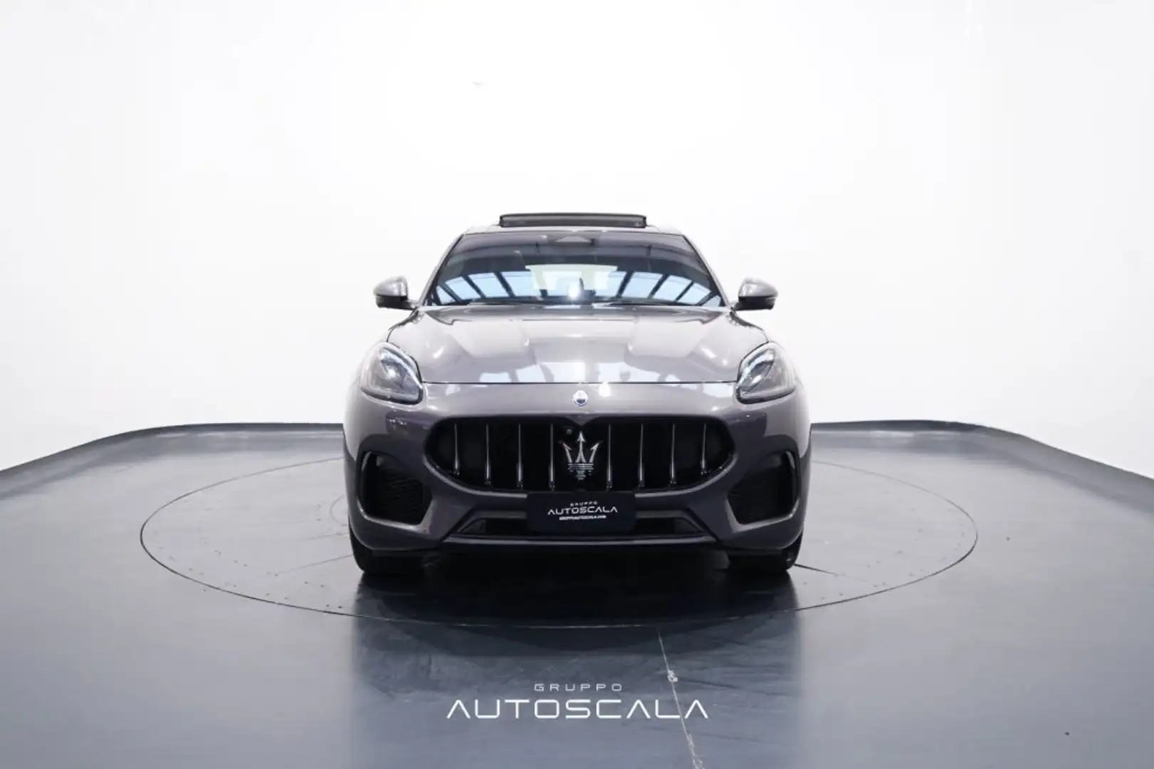 Maserati Grecale 2.0 300cv MHEV GT Gris - 2