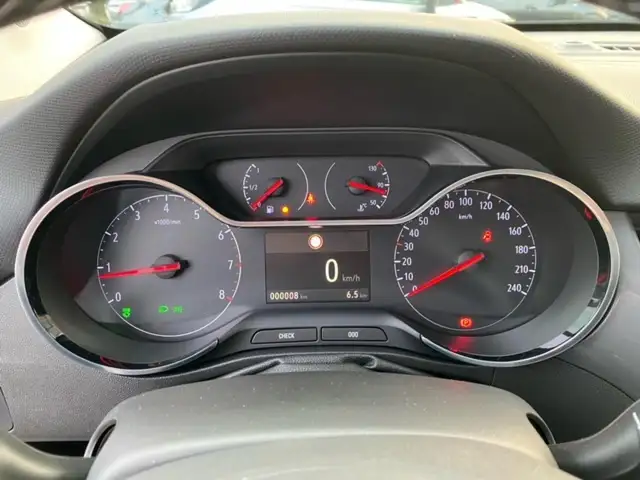 Opel Crossland view 14