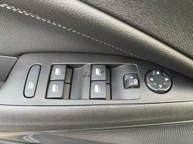 Opel Crossland view 21