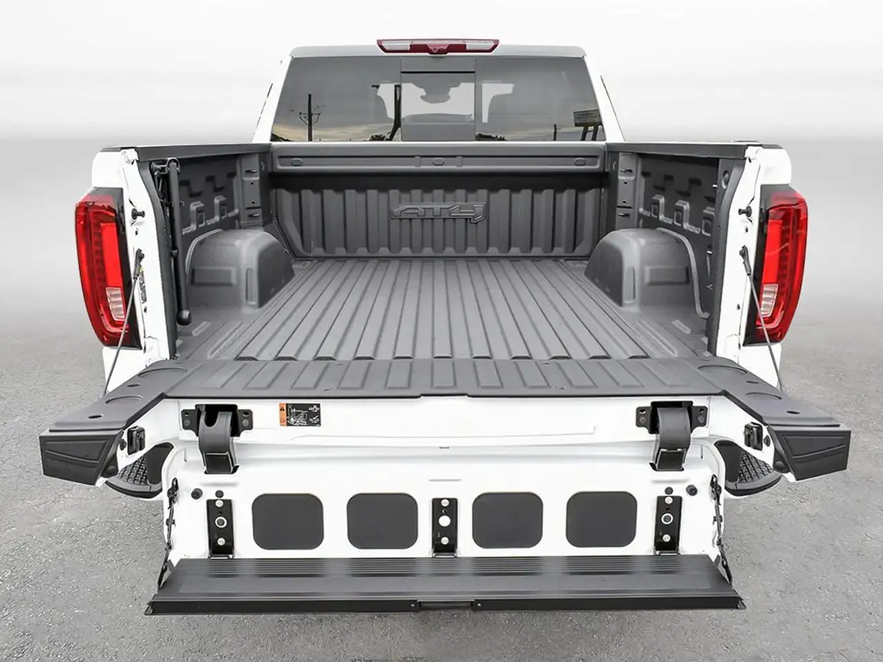 GMC Sierra 1500 photo GMC Sierra 1500
