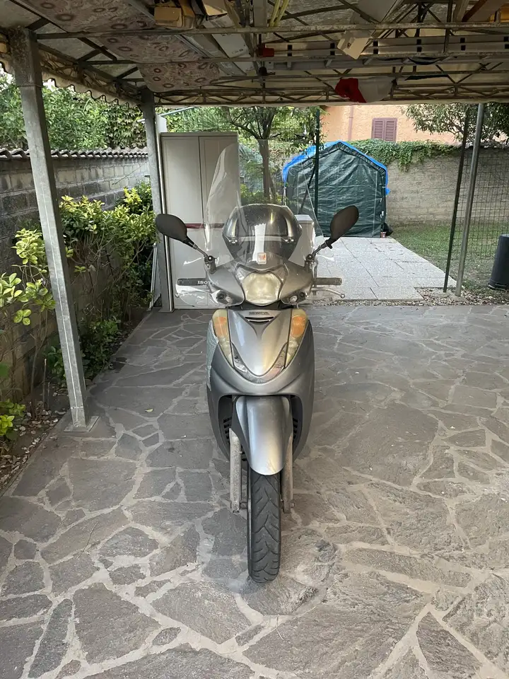 Honda SH 300