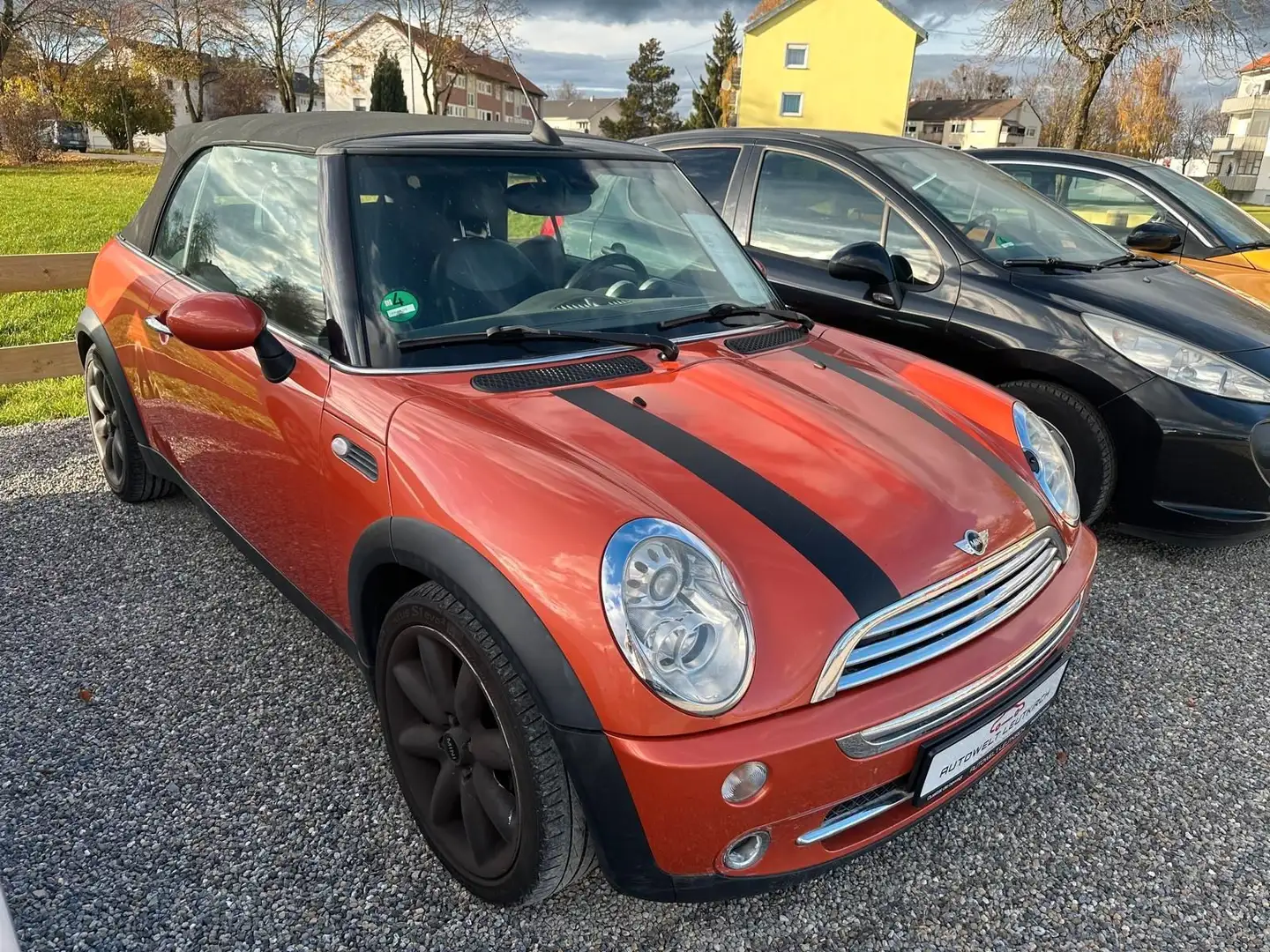 MINI Cooper Cabrio Cooper Orange - 2