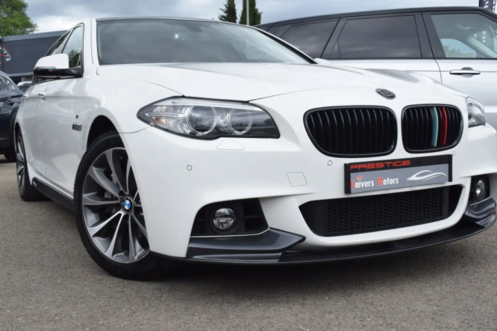 BMW 525 (F11) 525DA XDRIVE 218CH MODERN bijela - 1