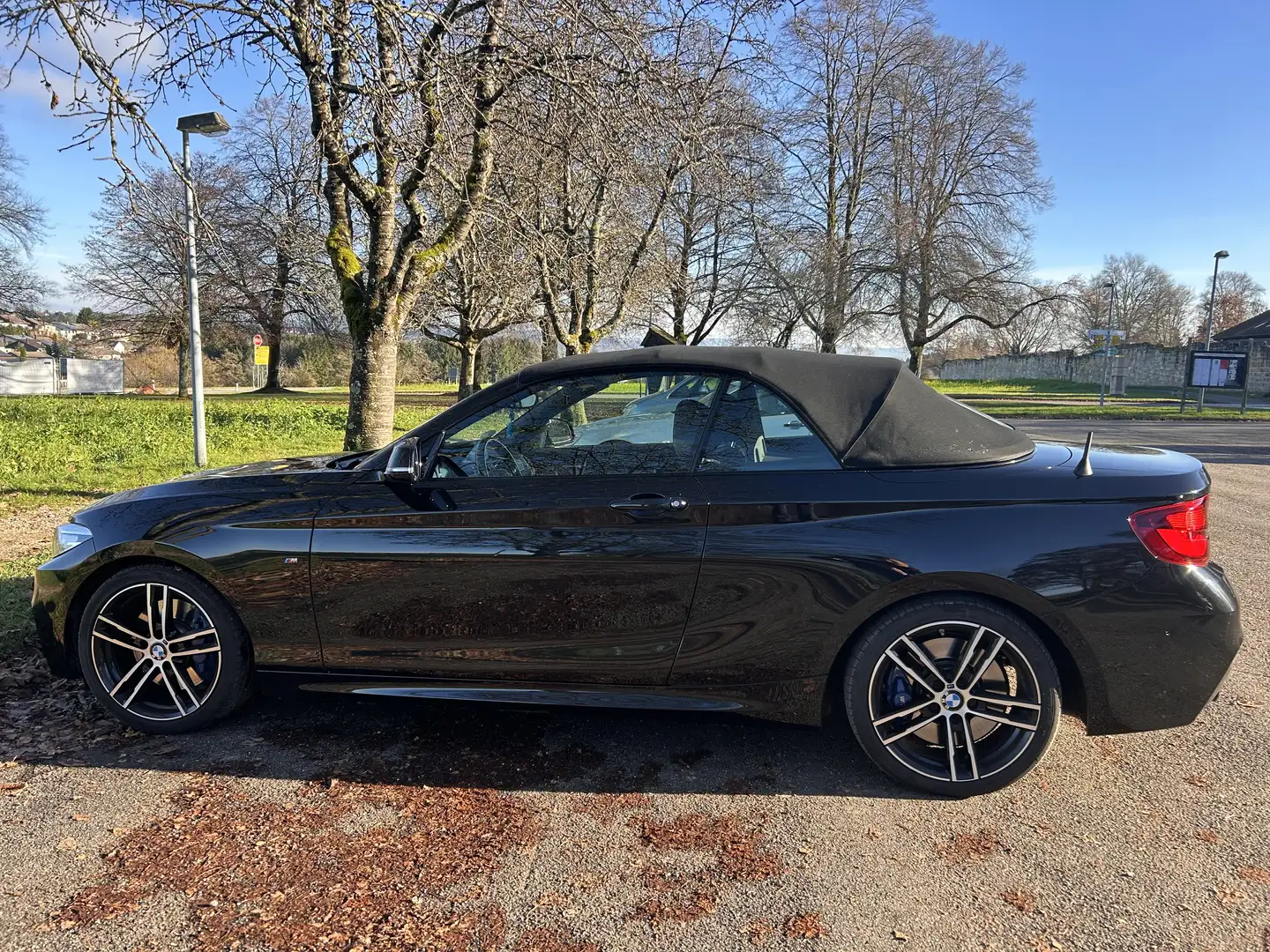 BMW 240 M240 i Schwarz - 1
