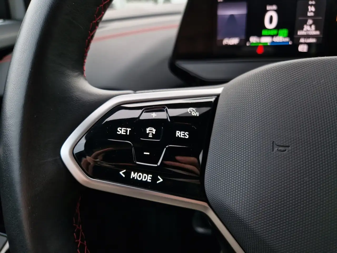 Volkswagen ID.4 GTX 4M 82kWh +AHK +WÄPU +PANO +IQ.LIGHT +TOP-SPOR, миниатюра 25
