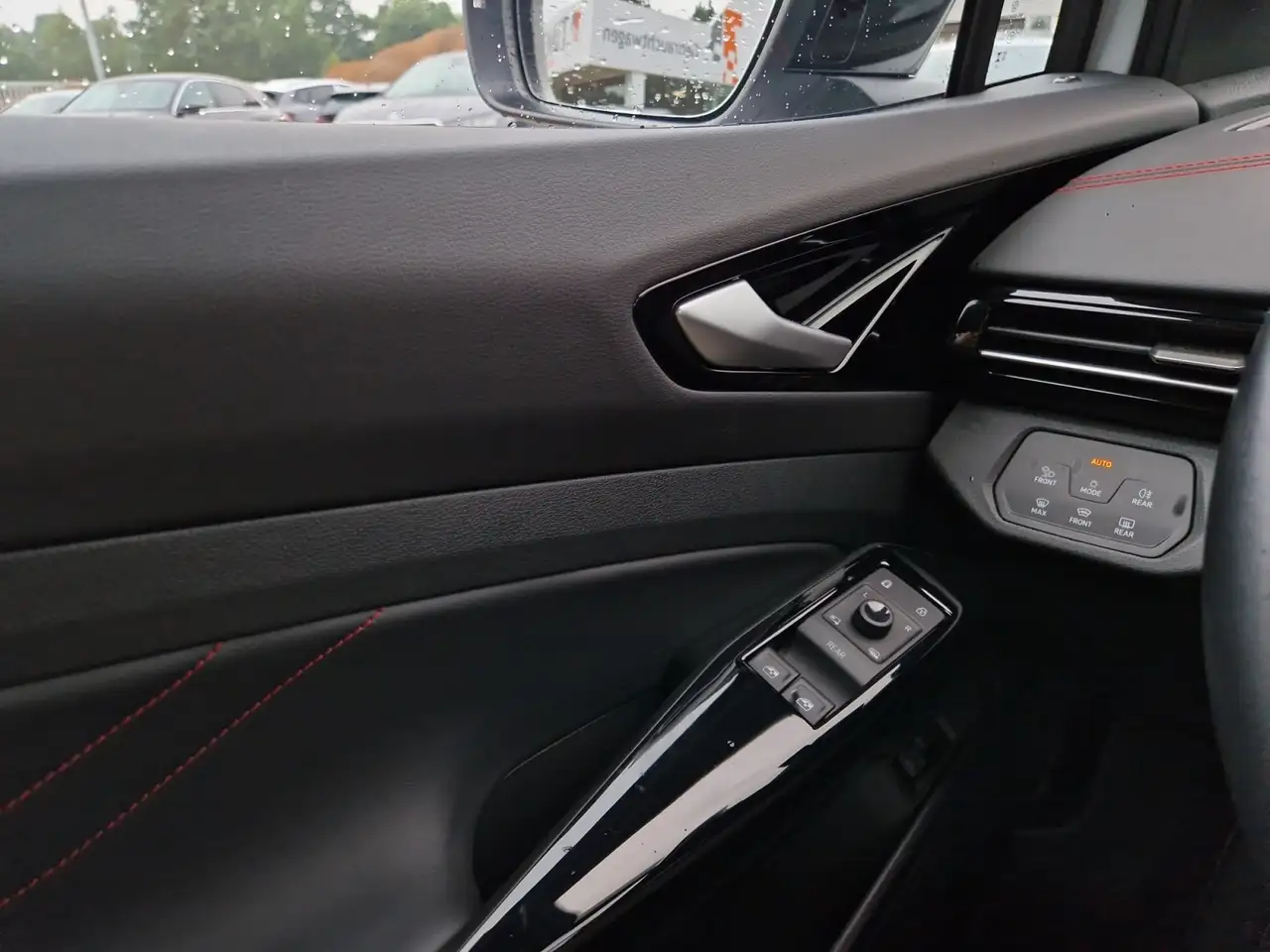 Volkswagen ID.4 GTX 4M 82kWh +AHK +WÄPU +PANO +IQ.LIGHT +TOP-SPOR, миниатюра 19