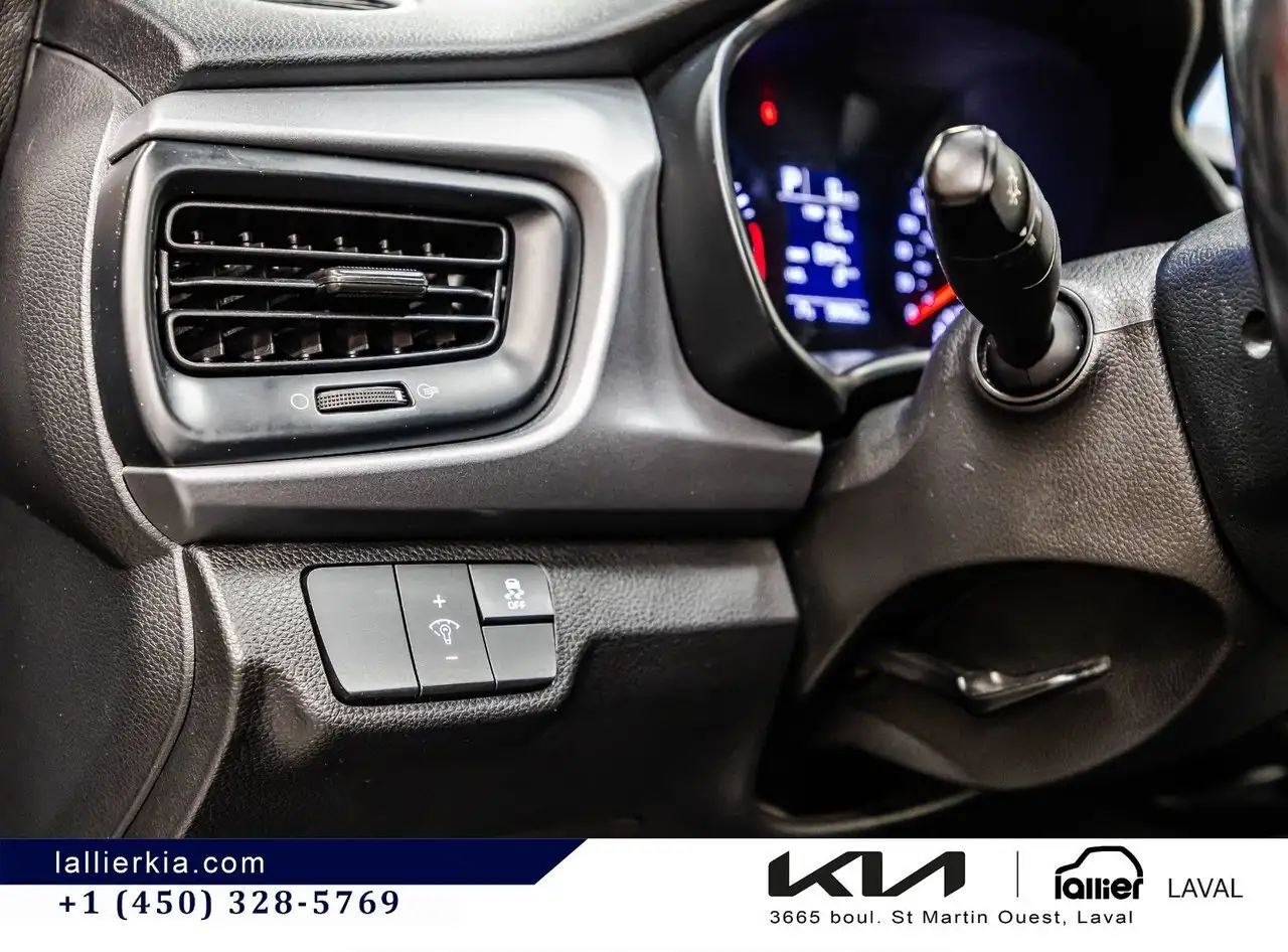 Kia Rio снимка Kia Rio