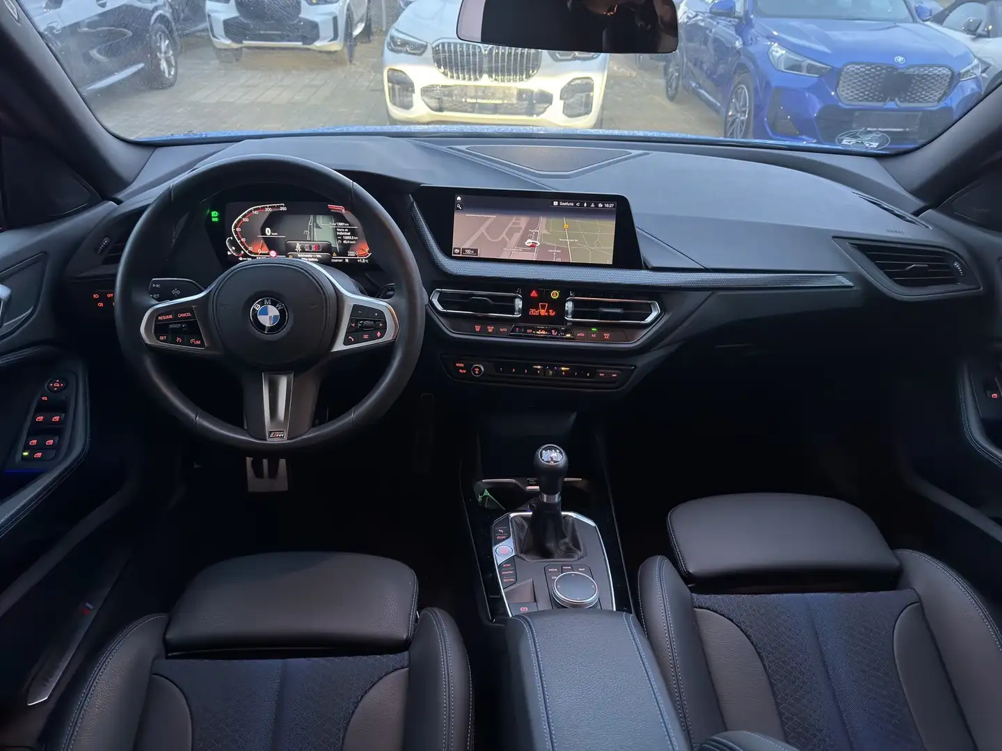 BMW 218 i Gran Coupé M Sport Sportsitz HiFi LED Blau - 2