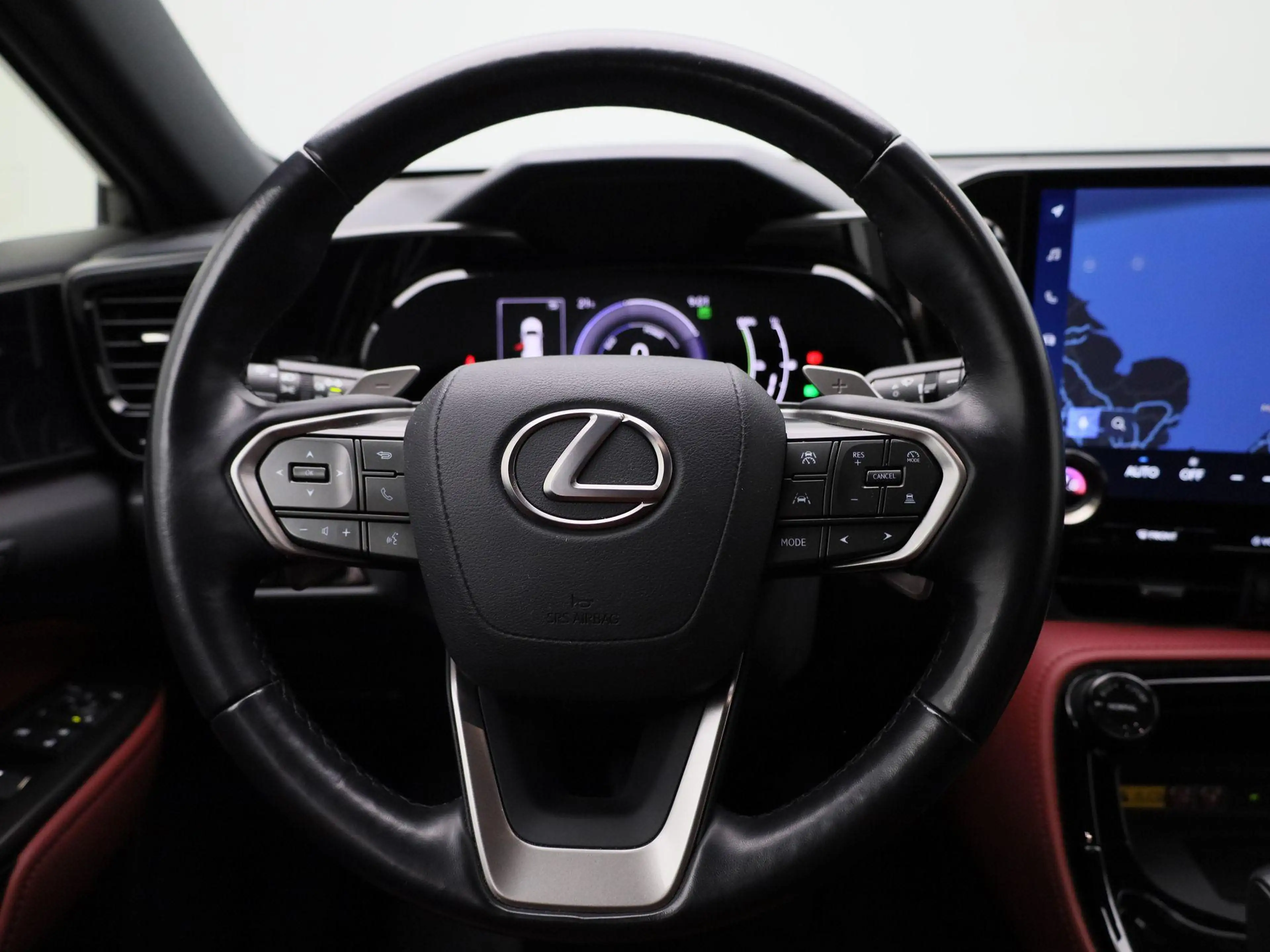 Lexus NX 450h+ NX Executive Line 4x4 ZETELVERWARMING - EN KOELING — photo 7