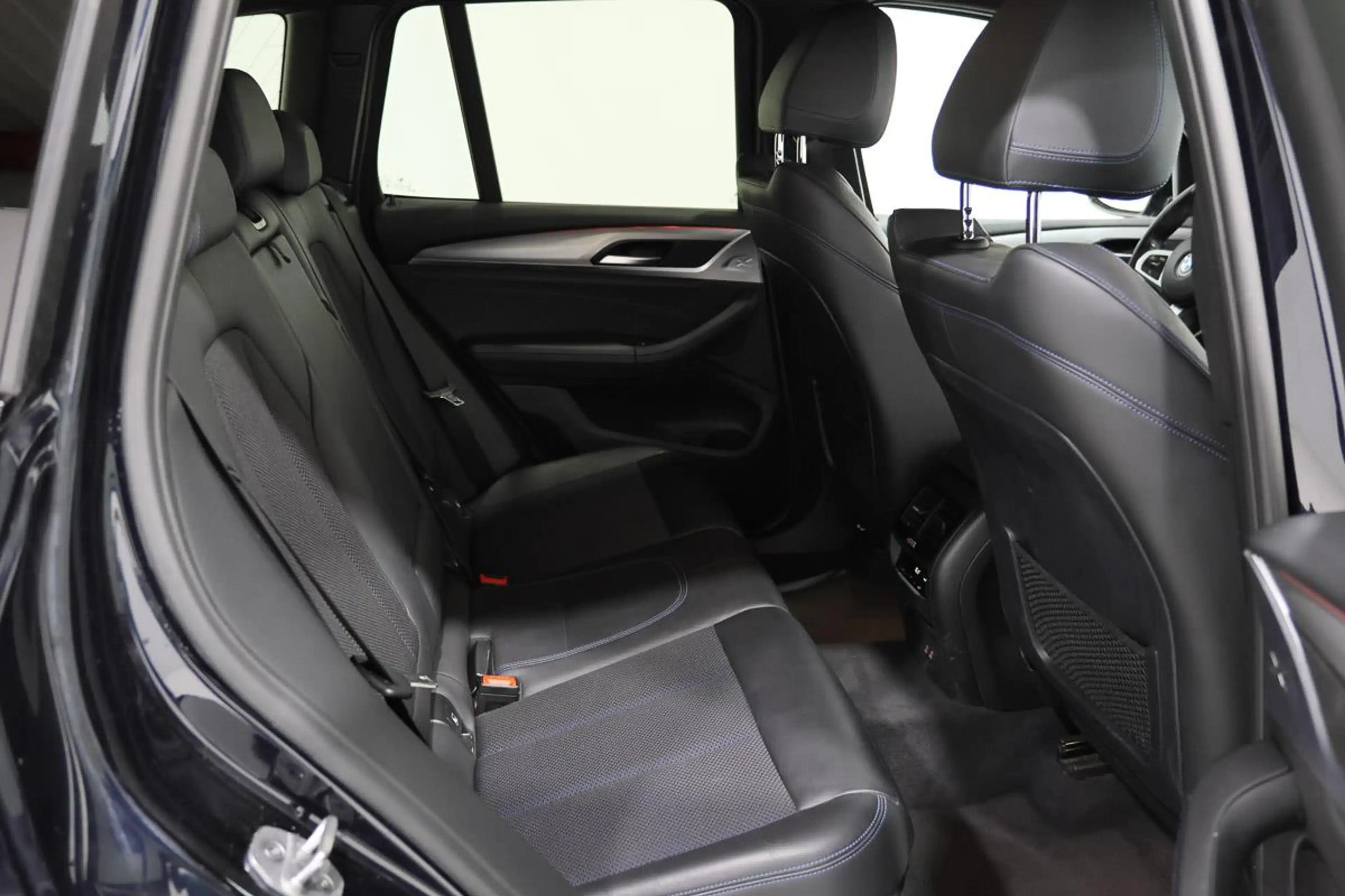 BMW X3 SDRIVE 18DA PACK M LED S-CUIR CAM JA20 — photo 12