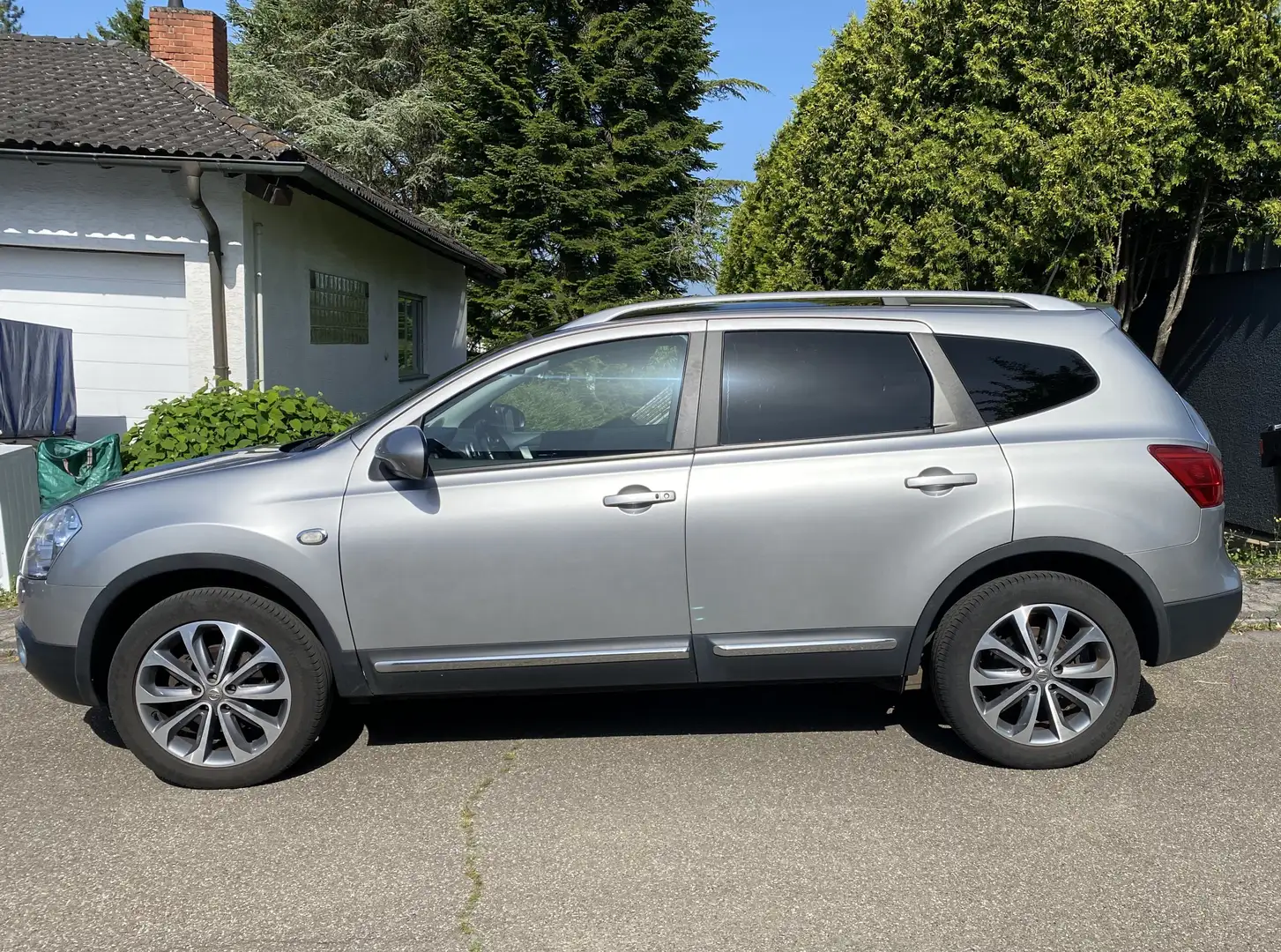 Nissan Qashqai+2 Qashqai Diesel 1.5 dCi DPF tekna Silber - 2