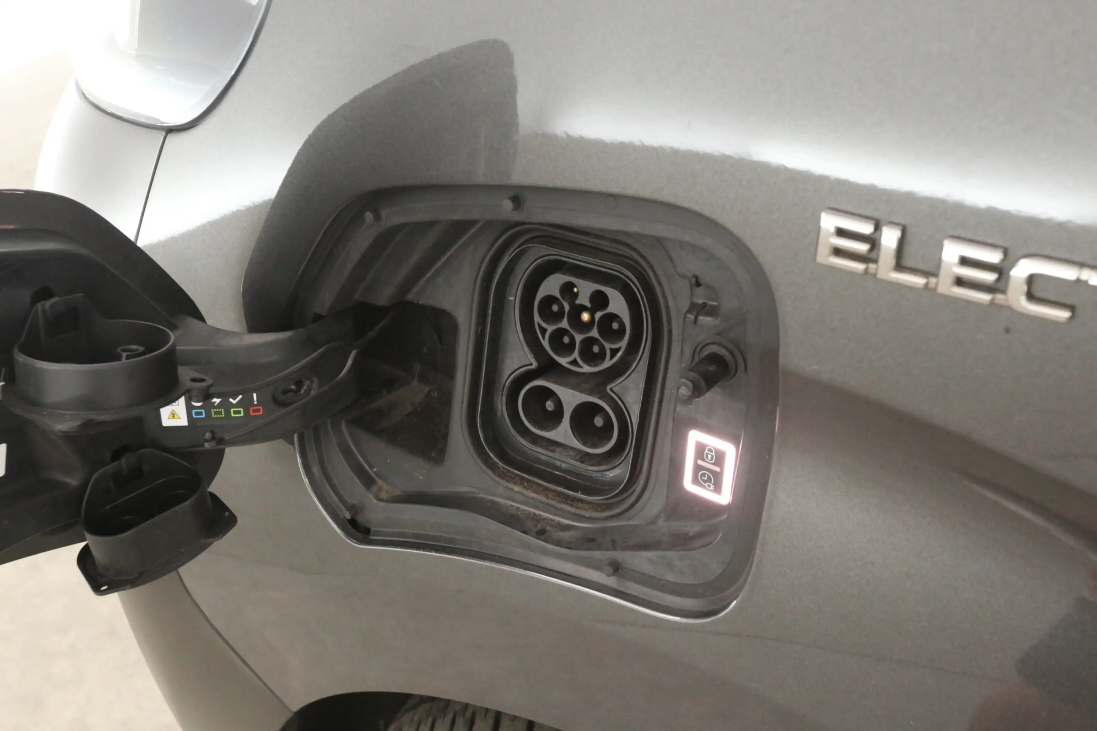 Opel Vivaro-e Toyota ProAce Electric Worker Extra Range 75 kWh L — photo 9