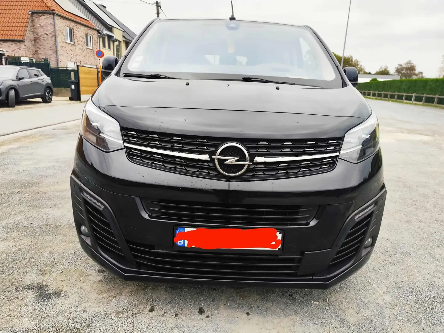 Opel Vivaro Vivaro Tour 2.0 CDTi Zwart - 1