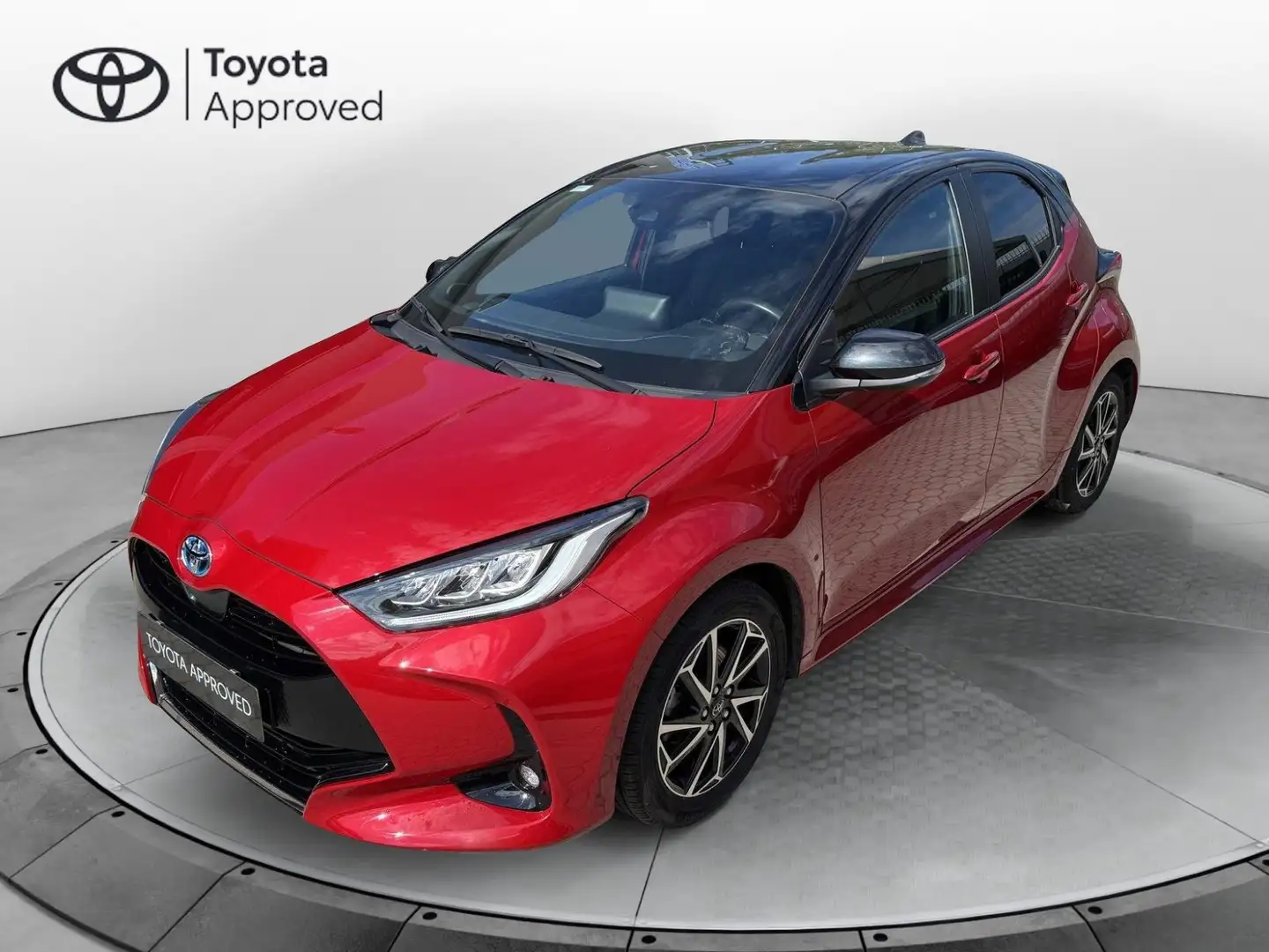 Toyota Yaris 1.5 Hybrid 5 porte Style Rosso - 1