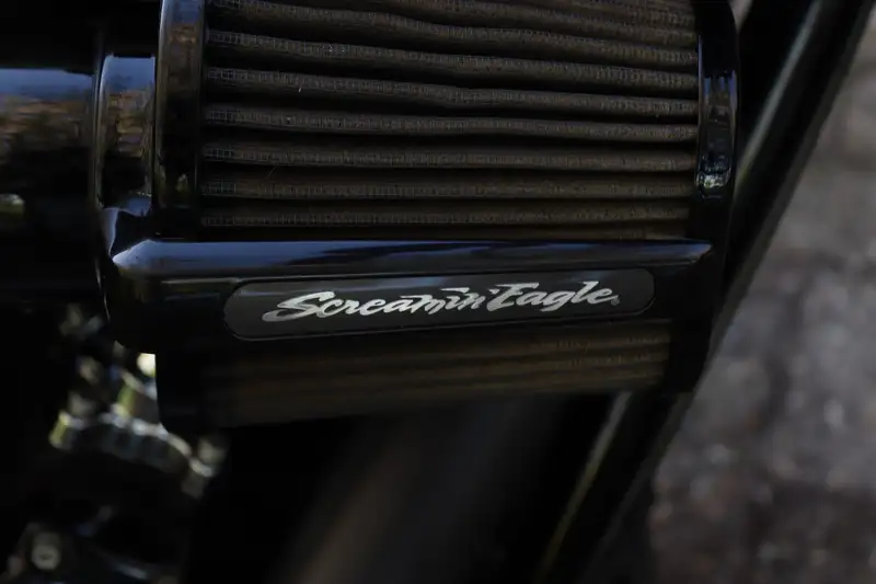 Harley-Davidson Street Glide - foto 8