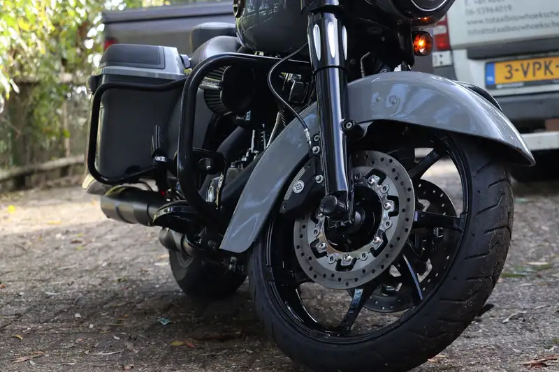 Harley-Davidson Street Glide - foto 2