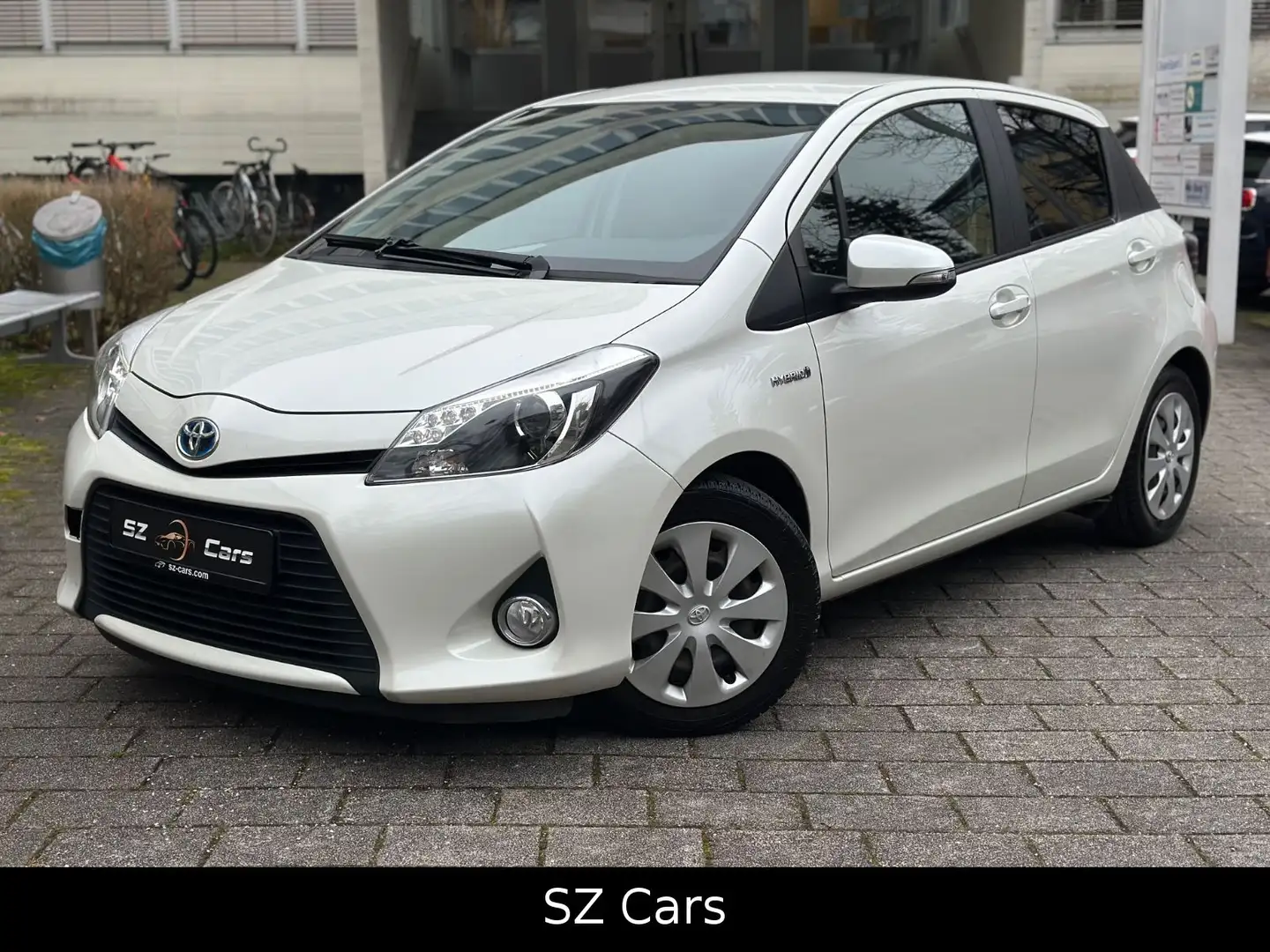 Toyota Yaris Hybrid Edition 2014*KEYLESS*KAMERA Weiß - 1