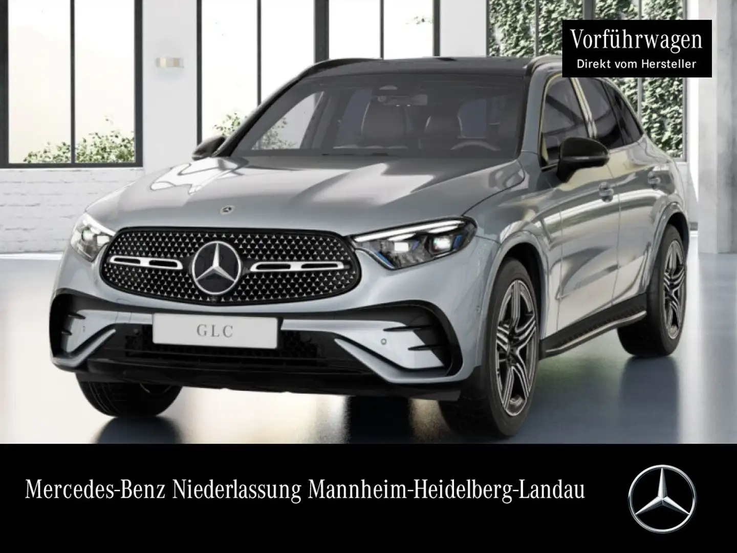 Mercedes-Benz GLC 300 4M AMG+NIGHT+PANO+360+AHK+TOTW+KEYLESS+9G Silber - 1