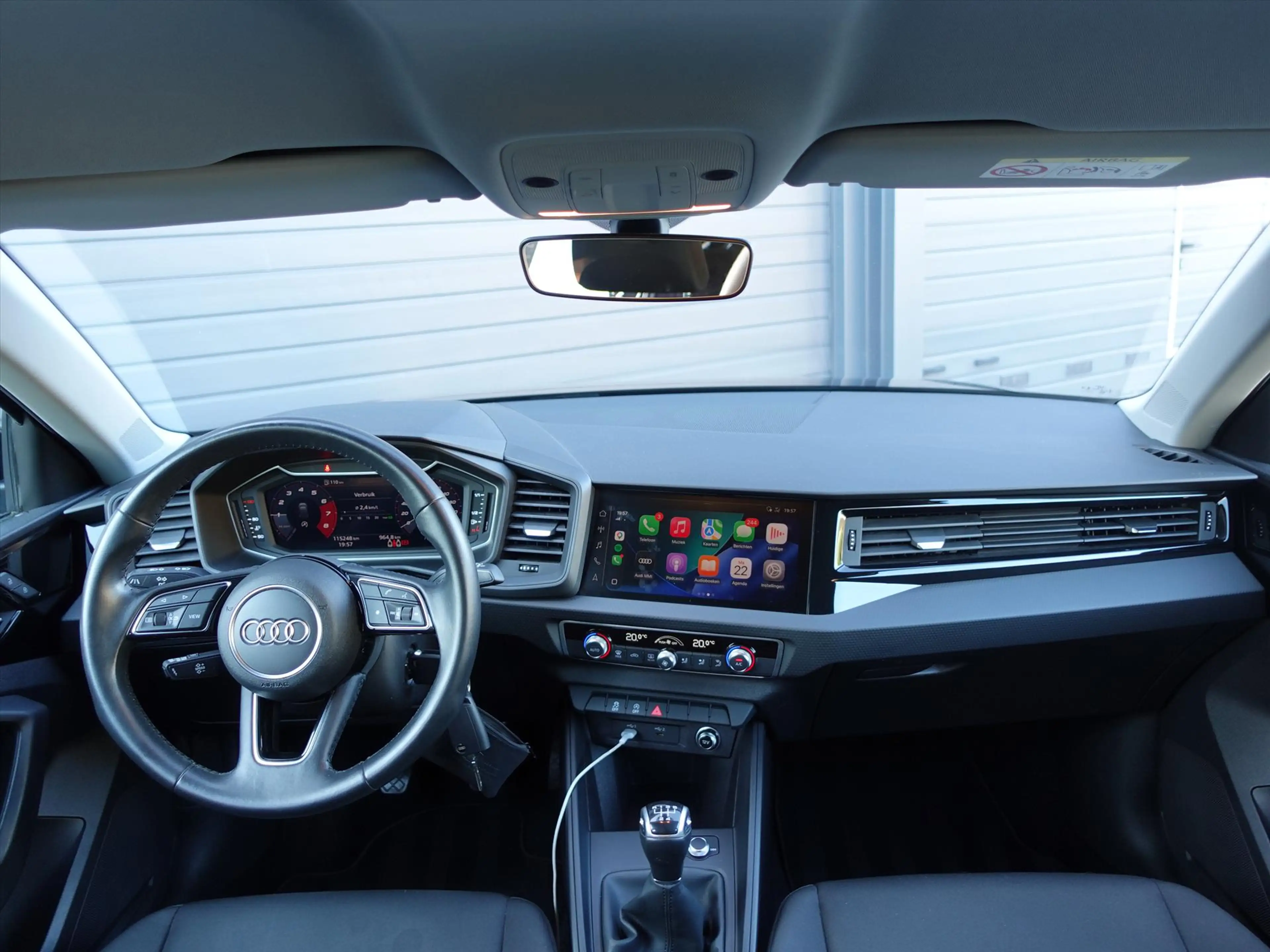 Audi A1 Sportback 25 TFSI Pro Line RIJKLAAR/CARPLAY/CLIMA/ — photo 10