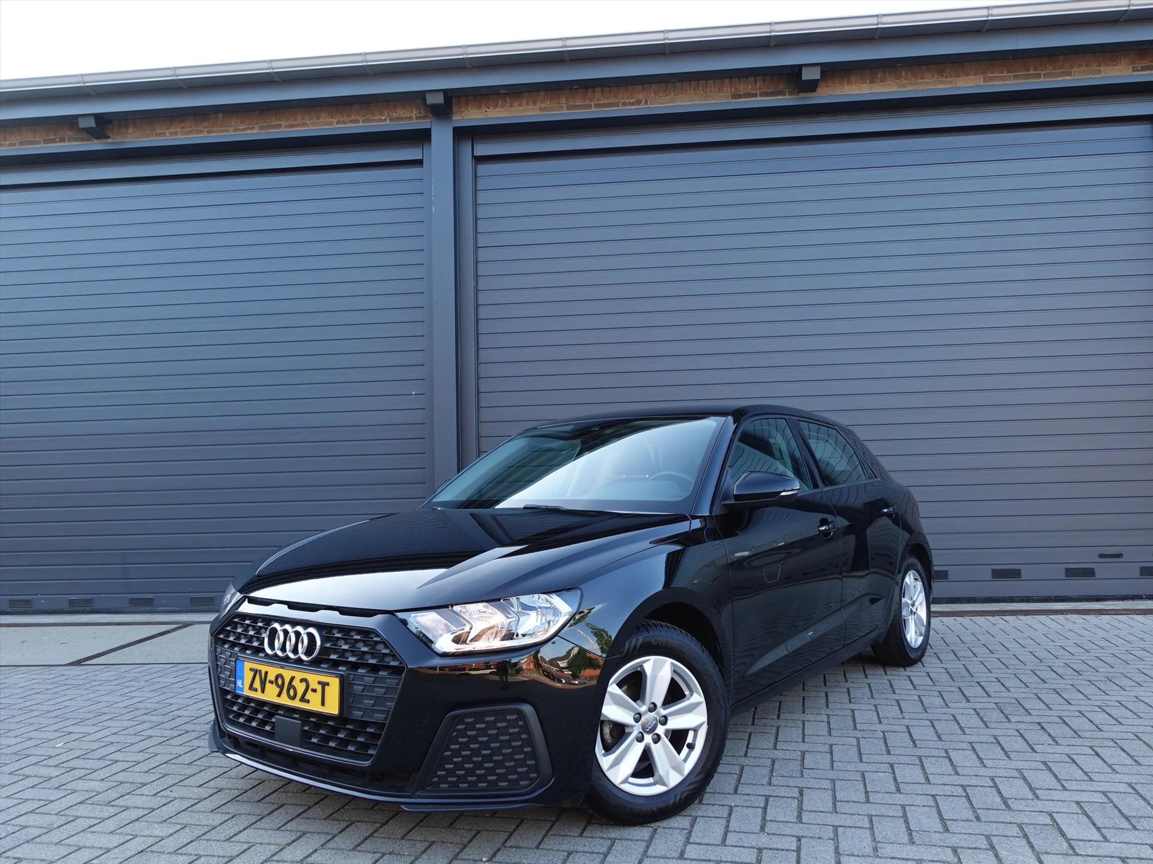 Audi A1 Sportback 25 TFSI Pro Line RIJKLAAR/CARPLAY/CLIMA/ — photo 7