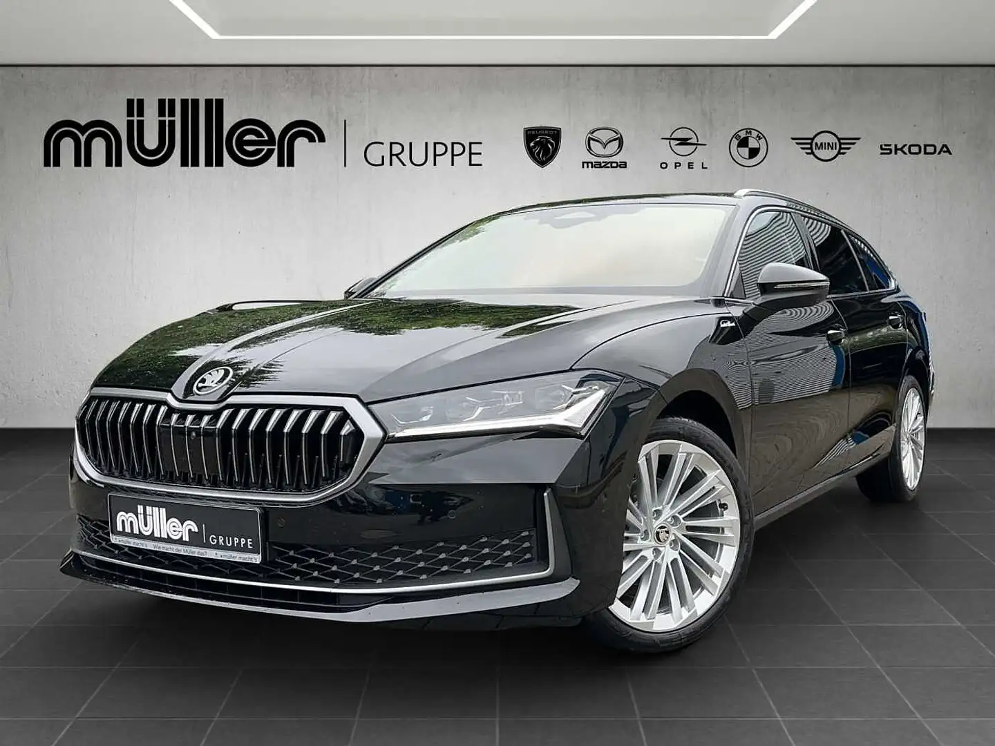 Skoda Superb Combi L&K 2.0 TDI DSG Schwarz - 1