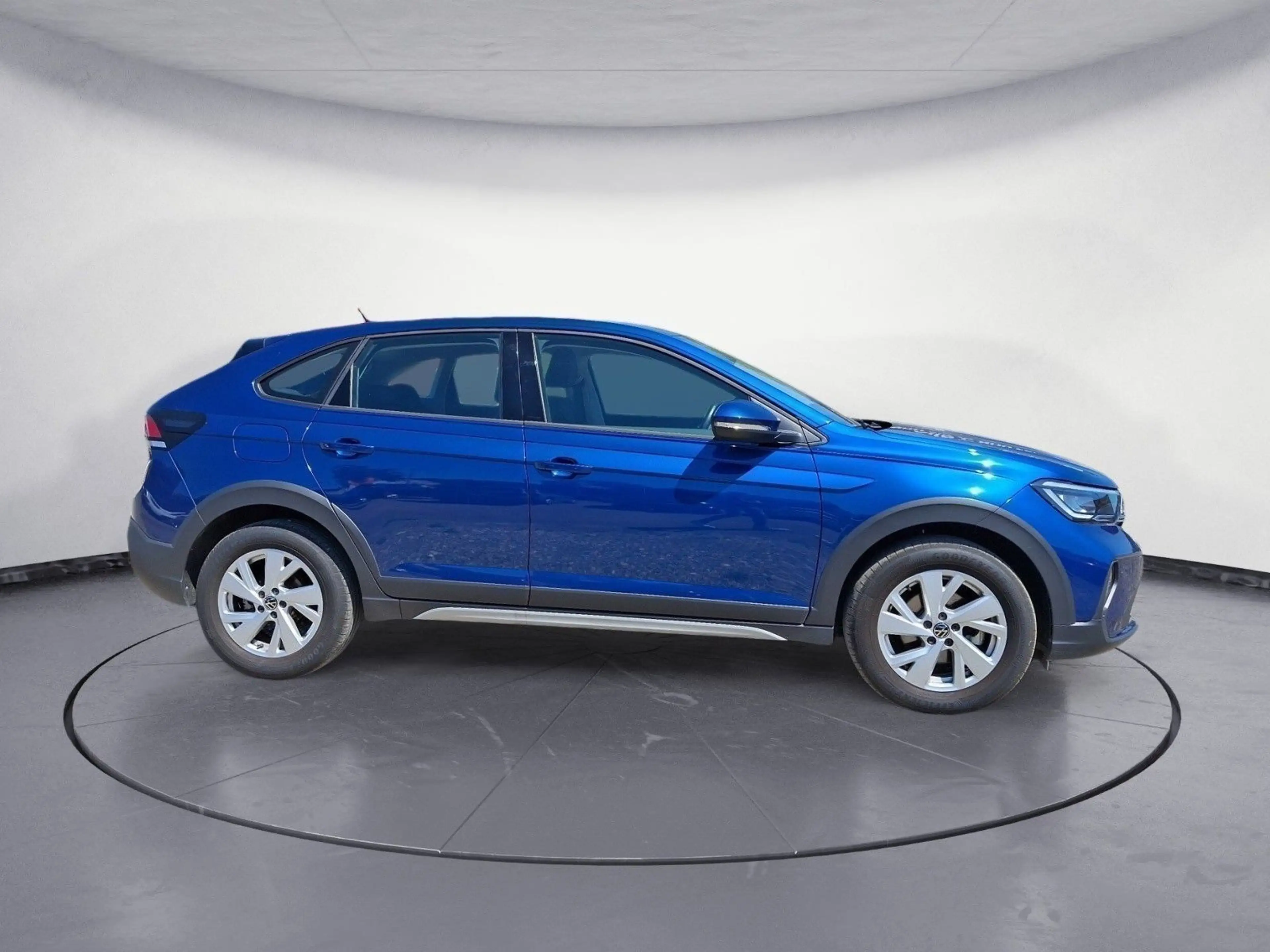 Volkswagen Taigo Life 1.0 TSI ACC*NAVI*CARPLAY*PDC*LED*KLIM — photo 5