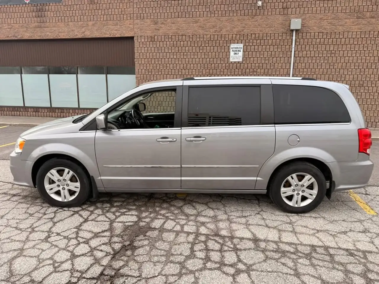 Dodge Grand Caravan снимка Dodge Grand Caravan