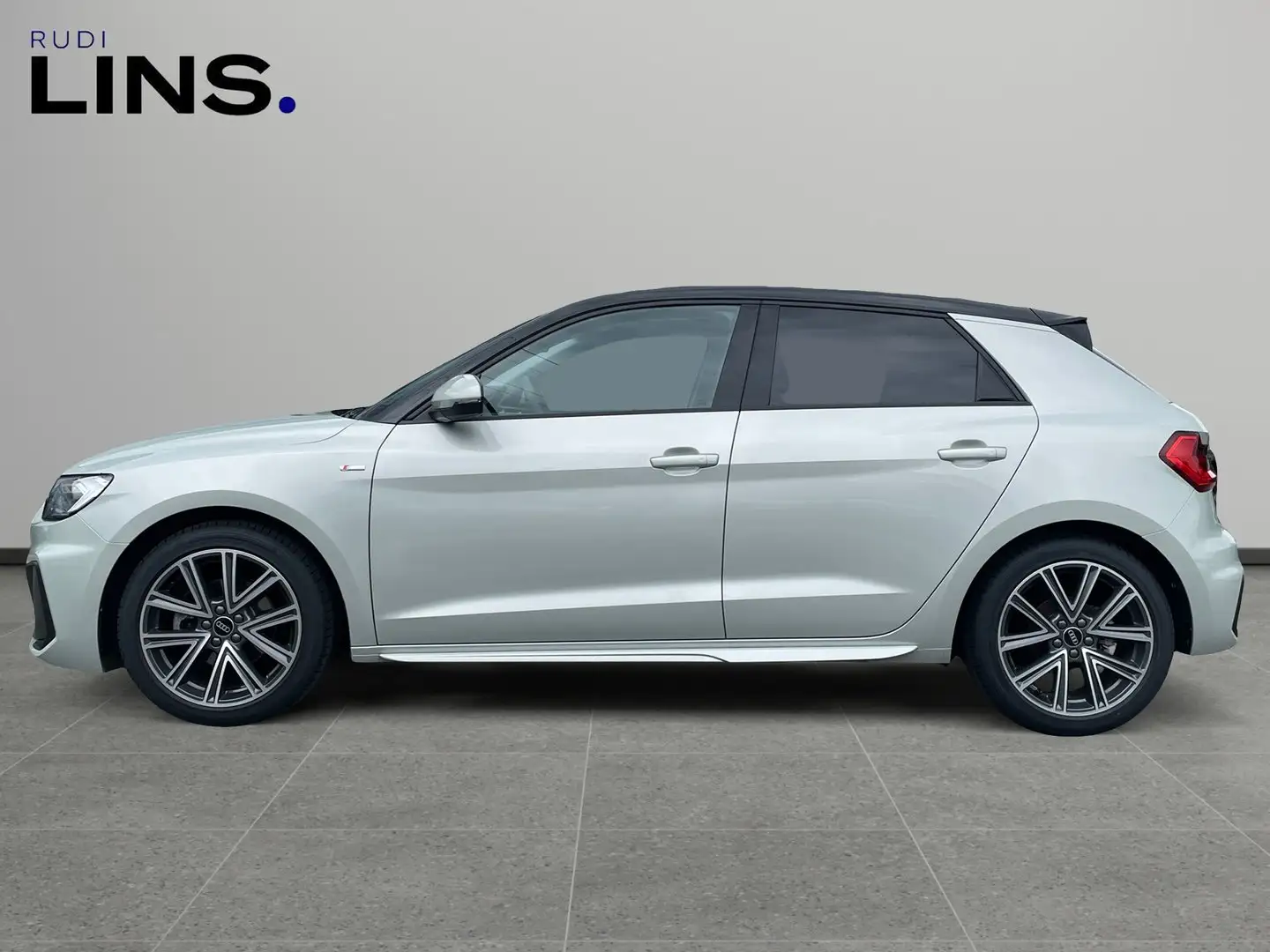 Audi A1 30 TFSI S line Silber - 2