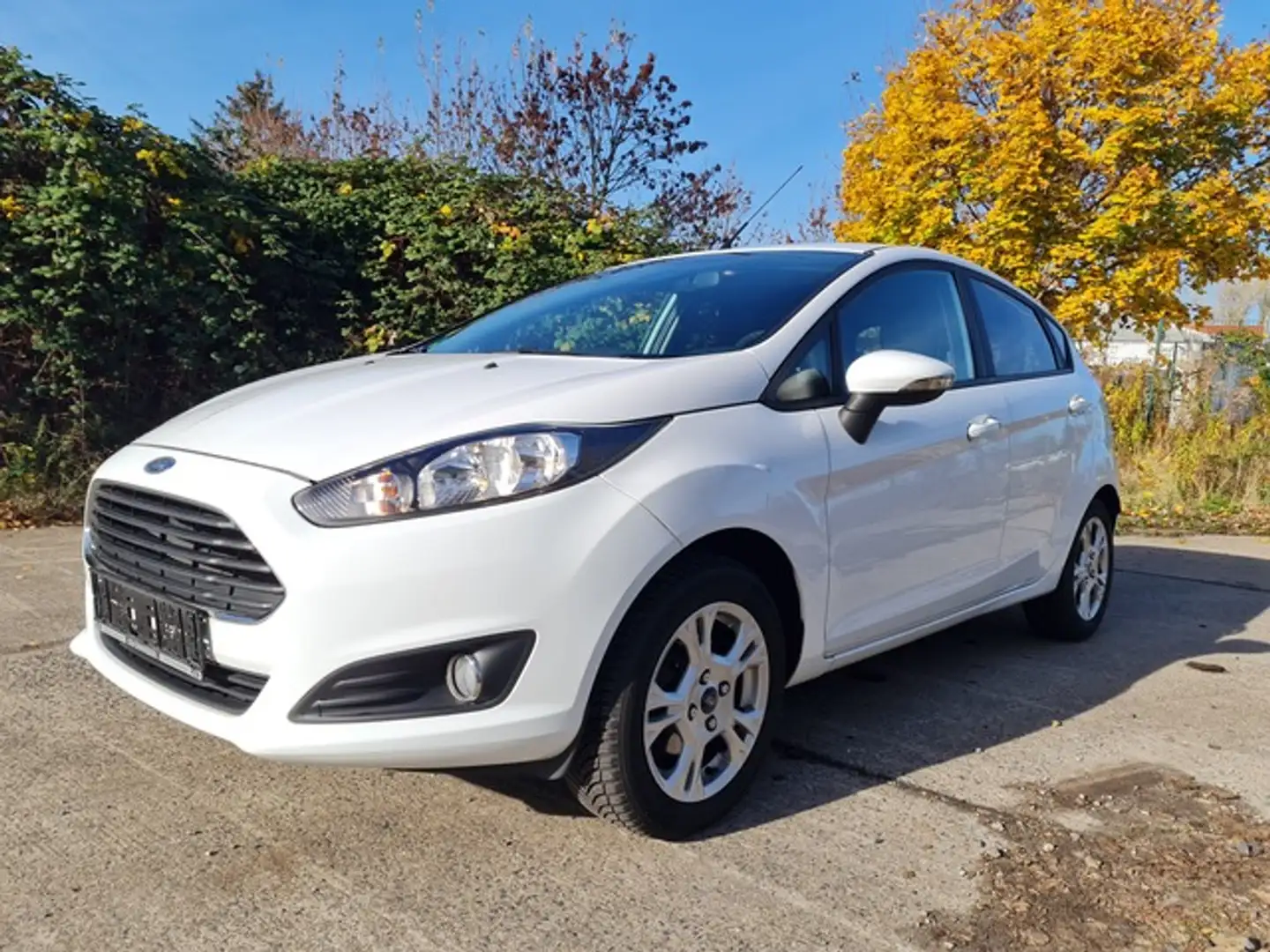 Ford Fiesta KLIMA + ALUS + 1.HAND + ZR NEU +TÜV NEU Wit - 2