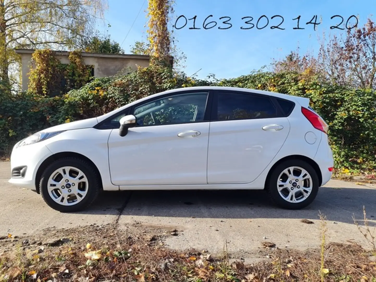 Ford Fiesta KLIMA + ALUS + 1.HAND + ZAHNRIEMEN NEU Weiß - 1