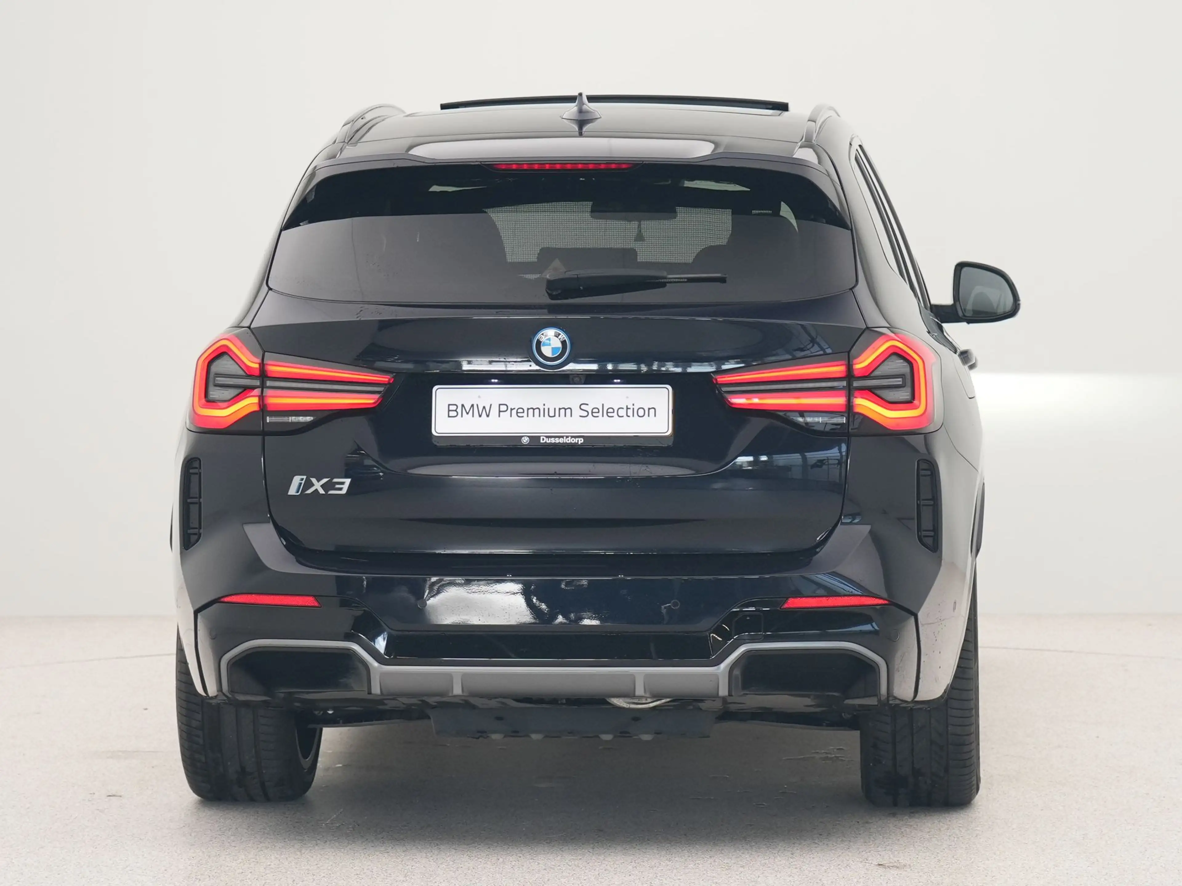 BMW iX3 High Executive Edition 80 kWh — photo 9