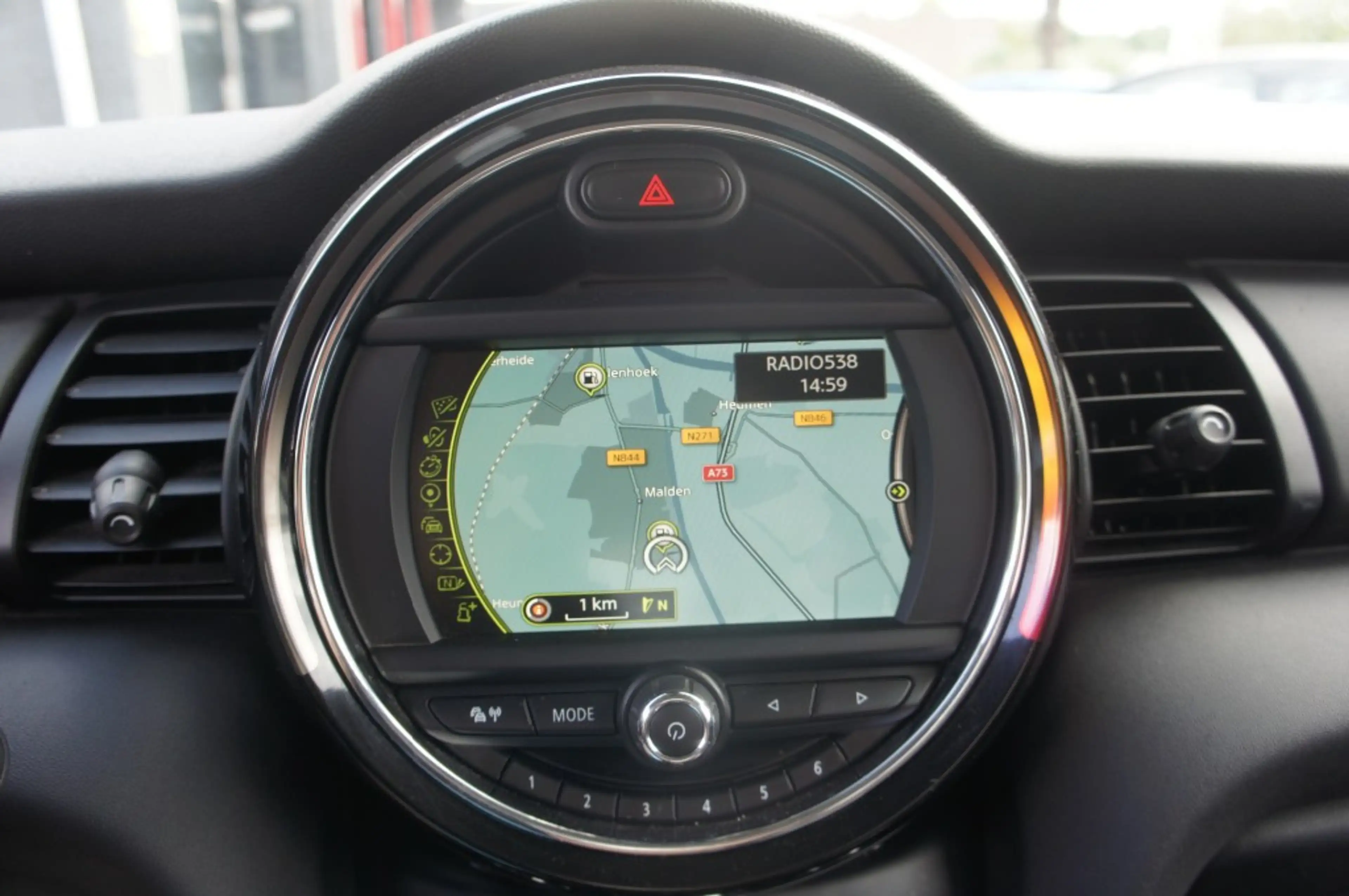 MINI One 1.2 ONE SALT BNS. 1eEIG NAVI/CRUISE/KEYLESS START — photo 12