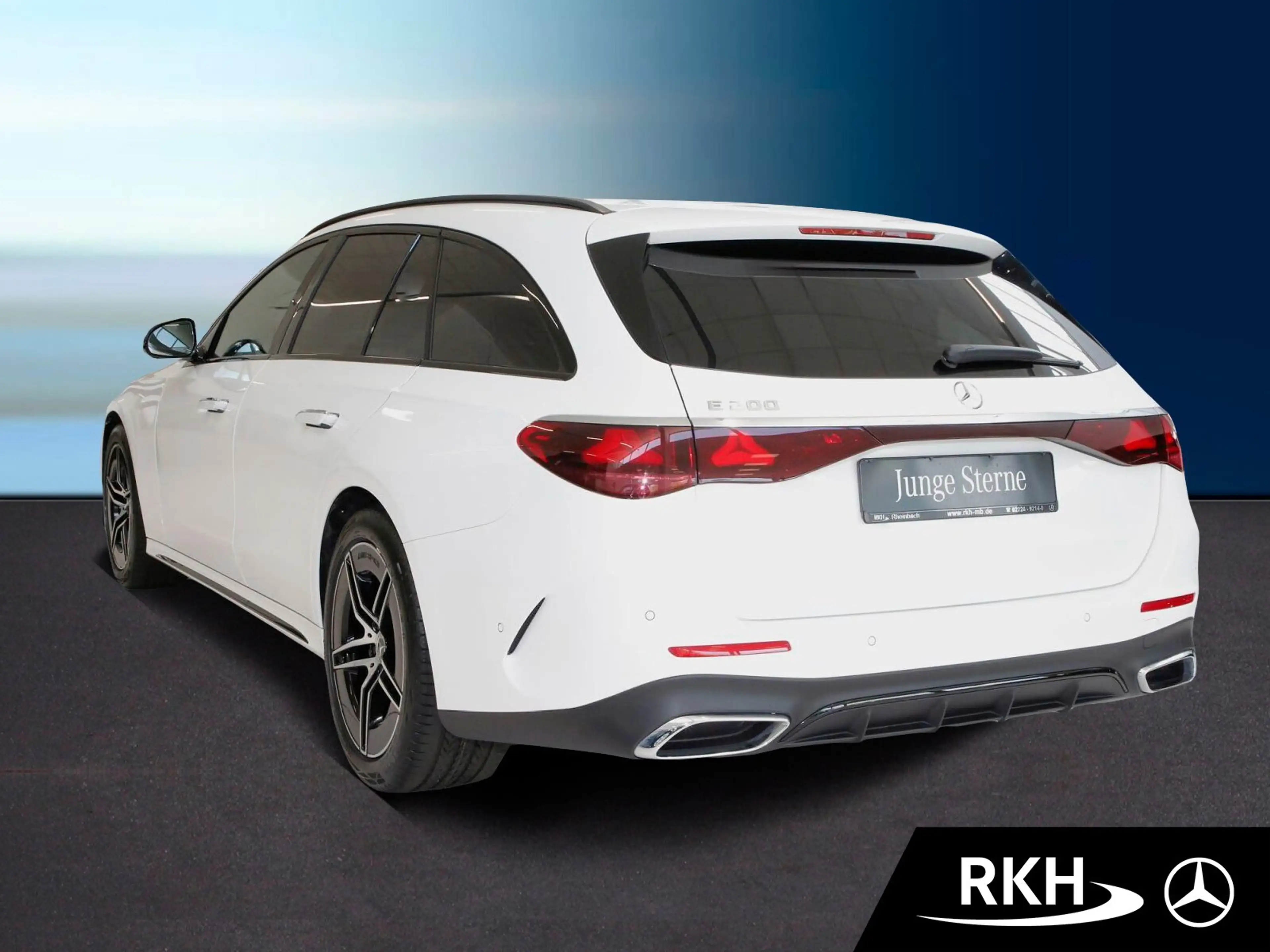 Mercedes-Benz E 200 E 200 T AMG Night/Pano/AHK/Totw./LED/ — photo 4