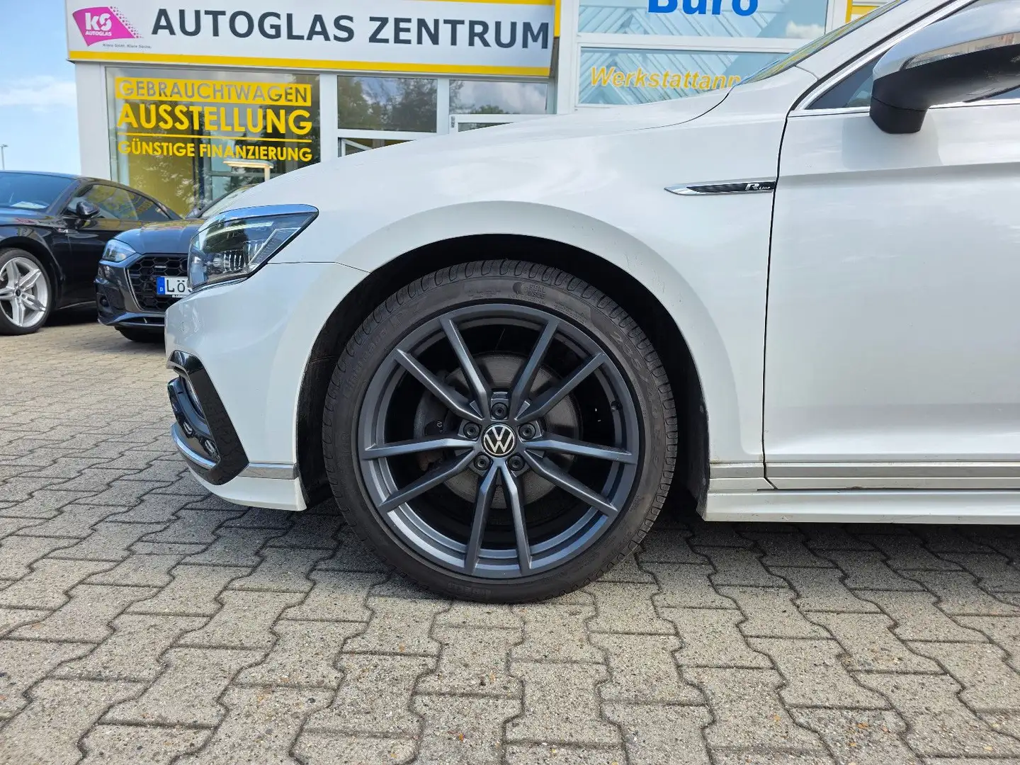 Volkswagen Passat Variant Elegance R-Line Leder Nappa Wit - 2
