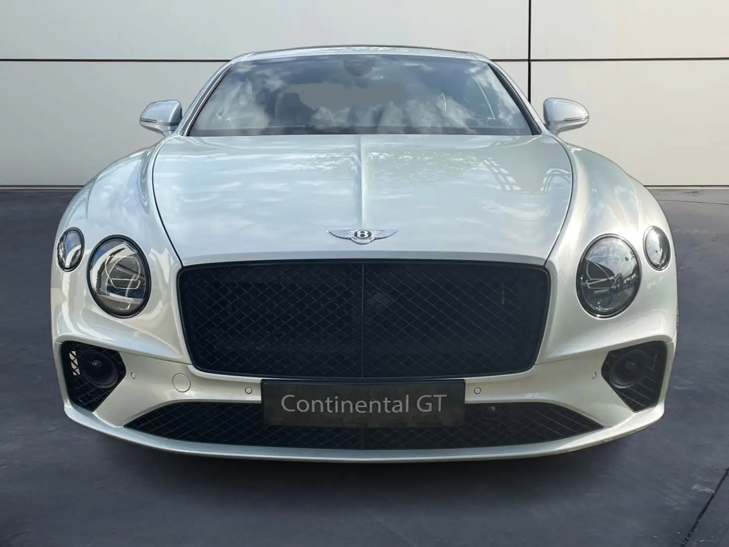 Bentley Continental GT V8 Coupé Silber - 2