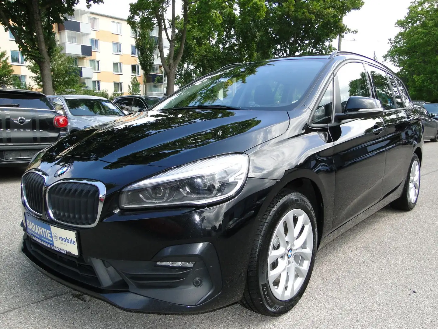 BMW 220 8-Gg Aut~Navi~LED~7 Sitze~1 Hd Schwarz - 1