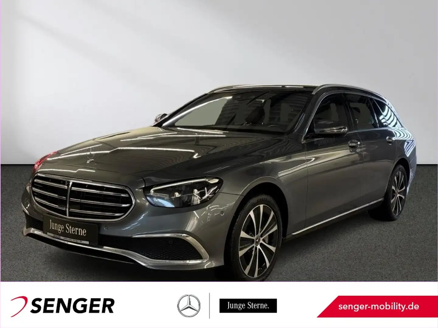 Mercedes-Benz E 300 de 4M T Distronic Panorama Burmester AHK Gris - 1