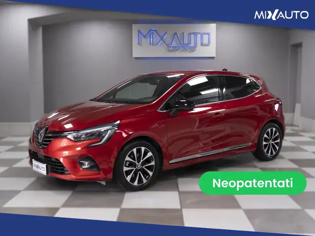 2023 Renault Clio in Red for sale