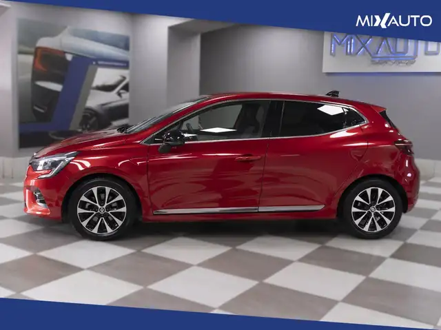 Renault Clio view 3