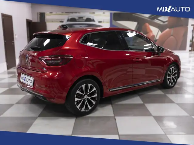 Renault Clio view 5