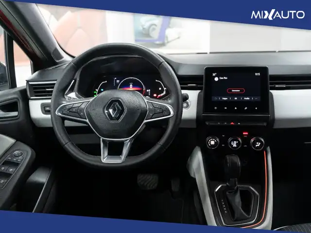 Renault Clio view 11