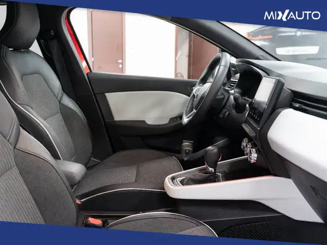 Renault Clio view 14