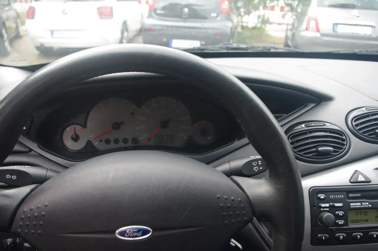 Ford Focus 1.8 Futura, foto 5